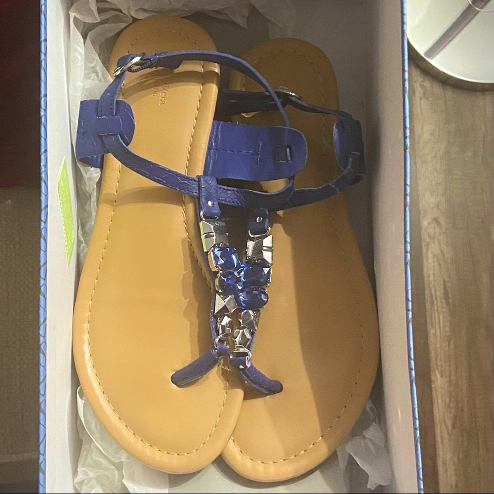 Vera Wang womens sandals